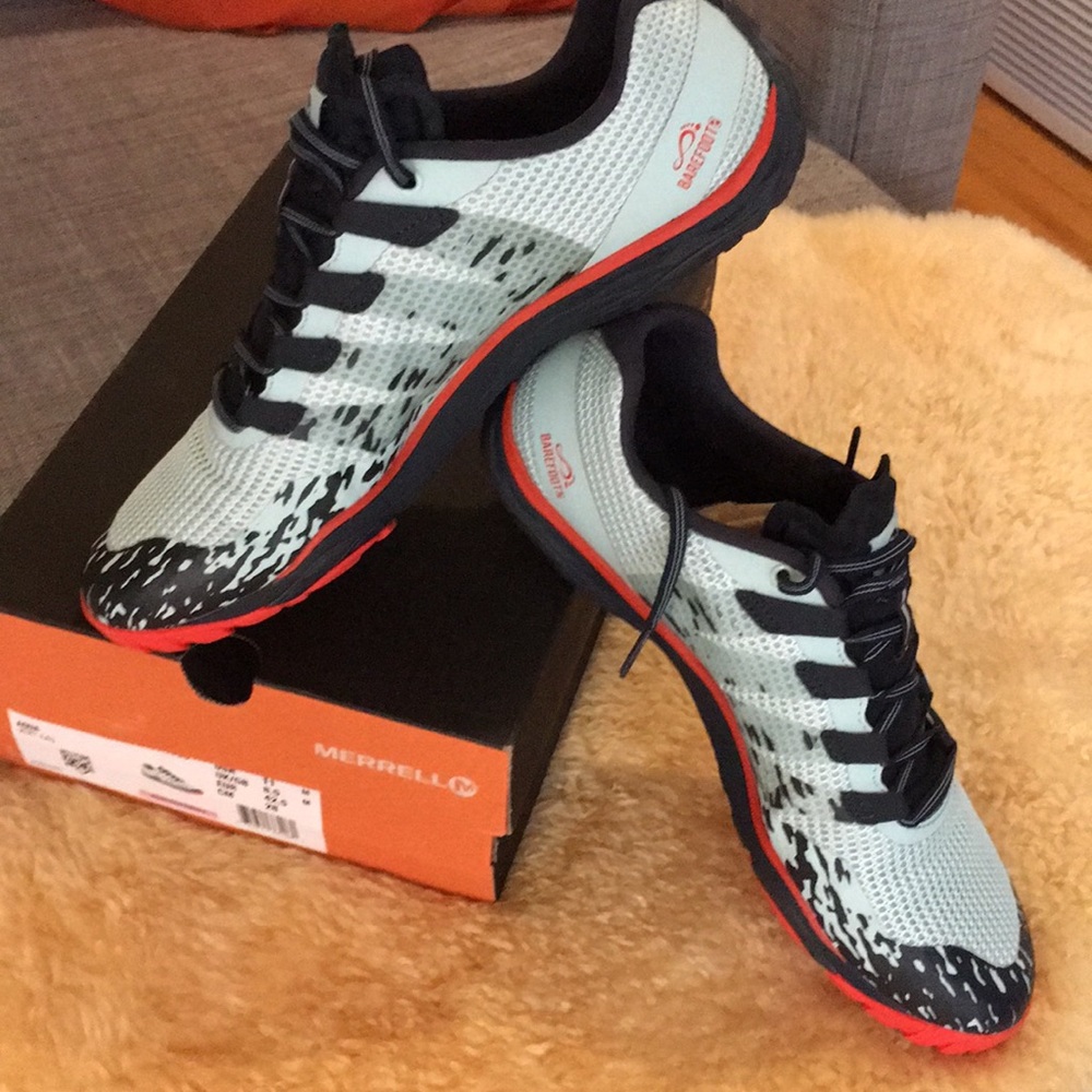 Merrell Trail Glove 5 running shoe size 11 - NEW